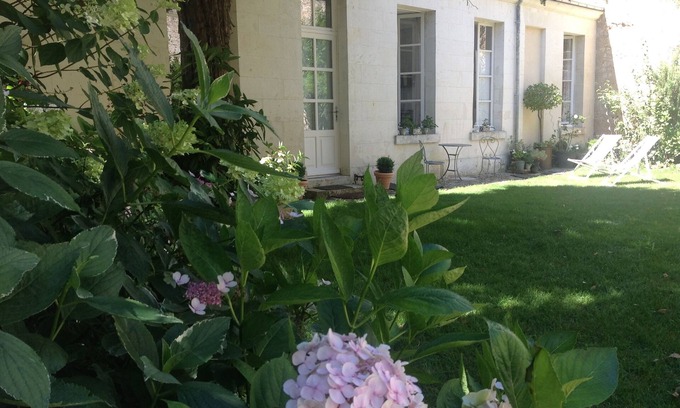 Vendome House | Downtown Cottage in Vendôme