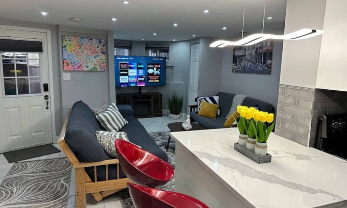 Truxton Circle Condo | Downtown Delight Vibrant Oasis in Heart of DC's Bustling Streets