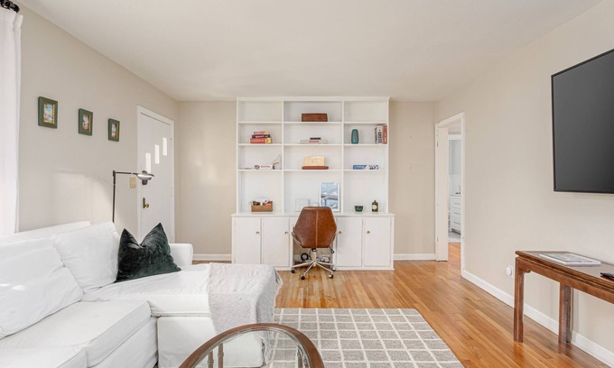 Southeast Pensacola House | Downtown Home Near Beach, Spacious + Pet Friendly