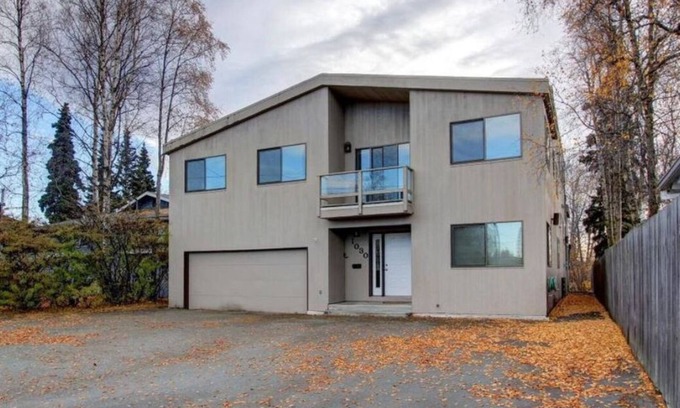South Addition House | Downtown Oasis