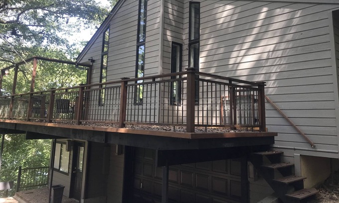 Prairie Creek House | Downtown Rogers LakeFront House