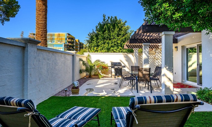 South Scottsdale House | Downtown Scottsdale/Oldtown - Incredible Location - Walk to Everything you Need