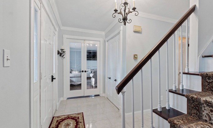 Binghamton House | Dream Home - Spacious 6-bedroom house with AC, WiFi in delightful Binghamton