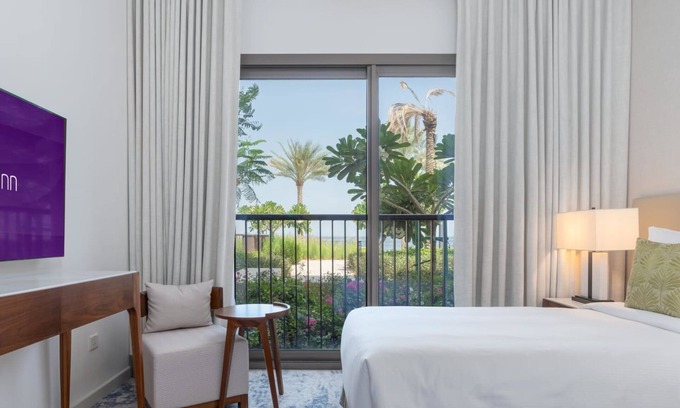 Sharm Apartment | Dream Inn - 2BR Deluxe Suite with Sea View