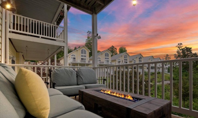 La Follette Villa | Dream Villa is the perfect vacation escape. enjoy water sports, golf and just relaxation!