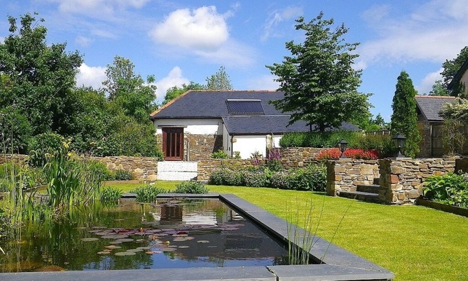 East Portlemouth House | Dreamcatcher, Okehampton, Peaceful location, Underfloor Heating, Pets welcome