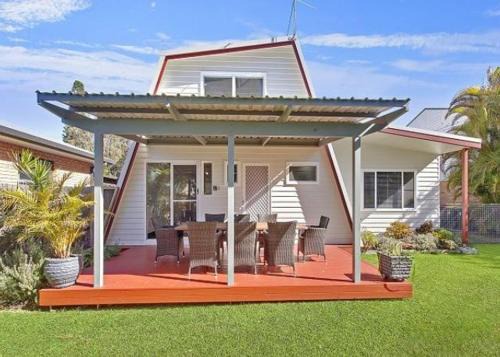 Hat Head House | Dreamtime 5 Ward St Hat Head -No Sheets or Towels provided