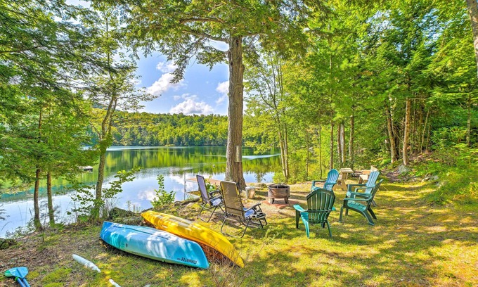 Bucksport Cabin | Dreamy Bucksport Hideaway on Freshwater Pond!