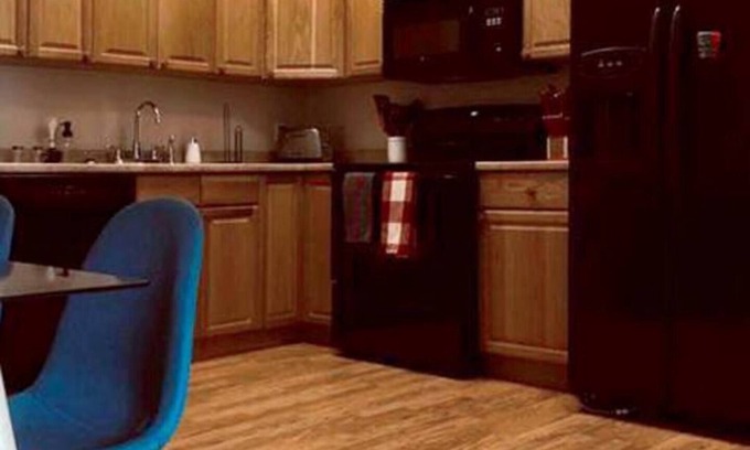 Enterprise Apartment | Dug Bar Den-Pet Friendly! Home base for exploring!