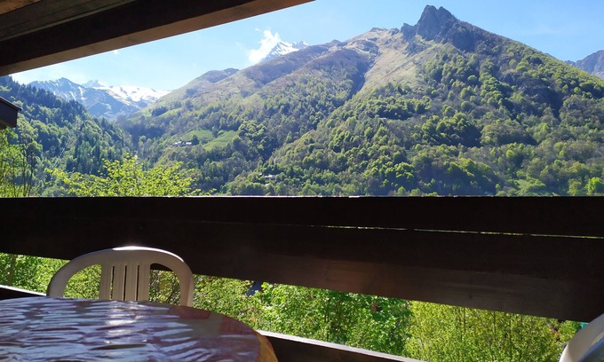 Cauterets Apartment | Duplex 4/6 pers - Terrace in a natural setting
