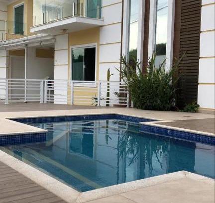 Pero House | DUPLEX COM PISCINA PERÓ