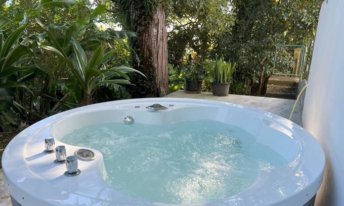 Saint-Claude Apartment | Duplex of three air-conditioned bedrooms with large outdoor terrace