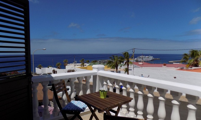Morro Jable House | Duplex With Sea View, Jacuzzi and Free WiFi