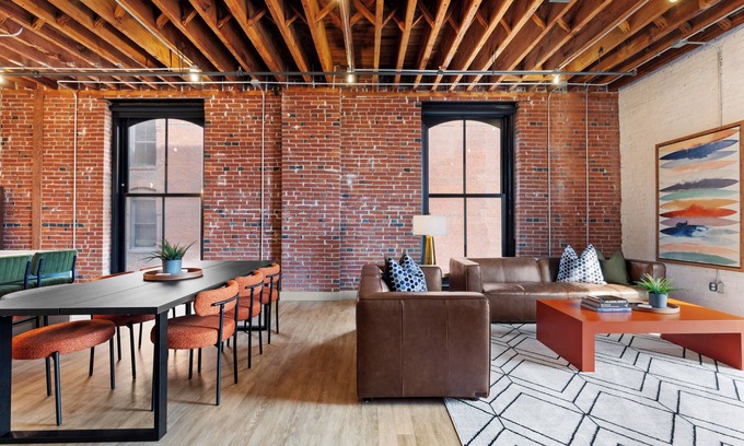 Downtown St. Louis Apartment | DWTN Riverfront Loft W/D Gated Parking