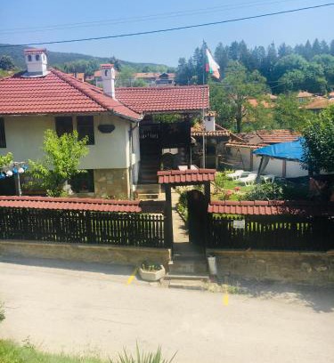 Elena House | Dyadovata Kashta