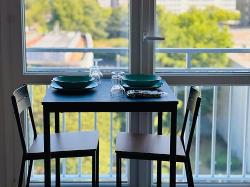 Beaulieu-Mangin Apartment | E&Y - Gare SNCF - Cité Congrès - Centre - Parking