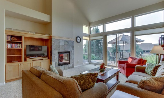 Redmond House | Eagle Crest Village Lp Getaway
