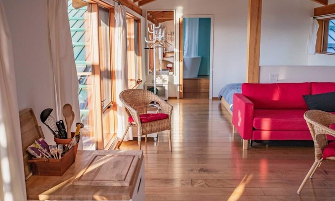 Central Okanagan Apartment | Eagle Studio 2 guests