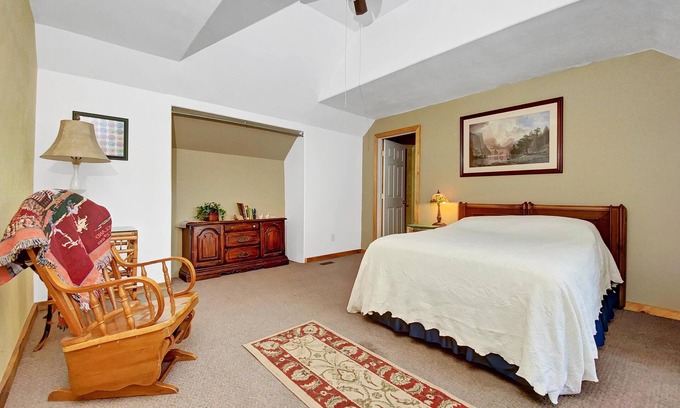 Spring City Apartment | Eagles Roost - The Nest #11 at Wind Walker Homestead, Sleeps 5