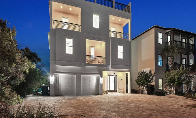 Frangista Beach House | Early Summer Check In! Large Pool and Rooftop Deck with Views! Perfect Getaway! Close to Beach!