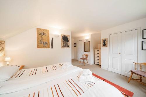 Comrie House | Earnside Cottage