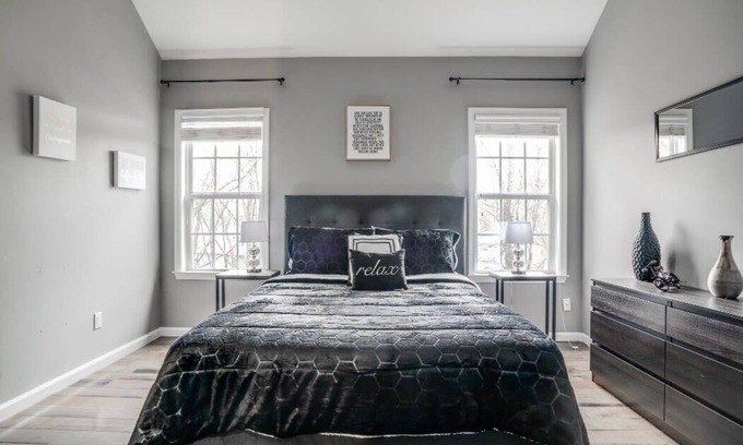 Tucker House | East Atlanta Executive Suite