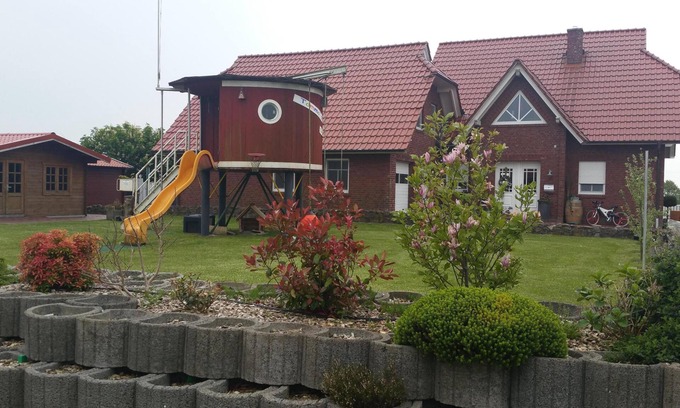 Wirdum Apartment | East Frisian cosiness