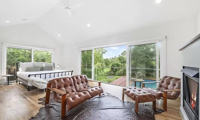 East Hampton House | East Hampton Estate-POOL HOT TUB+Ocean 1wk Jun-Sep