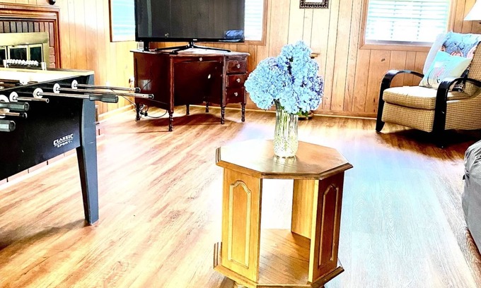 Germantown House | East Memphis Home Welcomes Long Stay