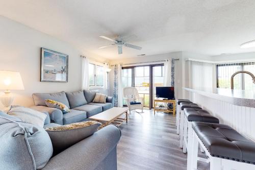 Fenwick Island Apartment | East of the Sun - 40026 E Sun Dr Unit 611