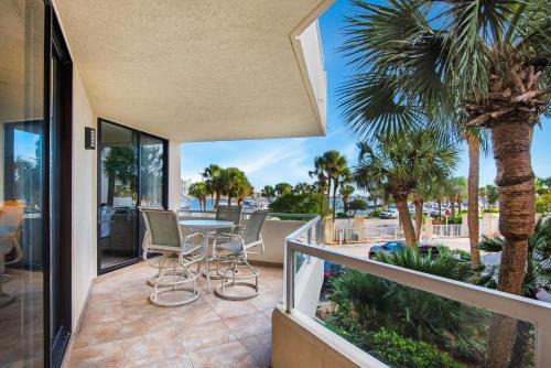 Holiday Isle Apartment | East Pass 102