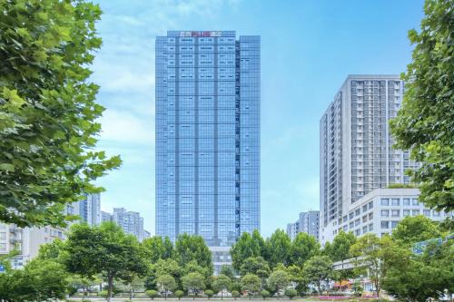Weiyang Hotel | Echarm Plus Hotel - Xi'an Daminggong West Subway Station