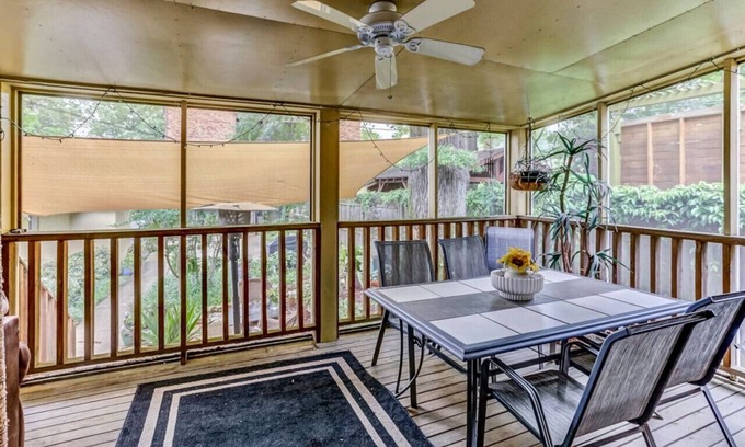 Midtown House | Eclectic Lux Midtown Walkable