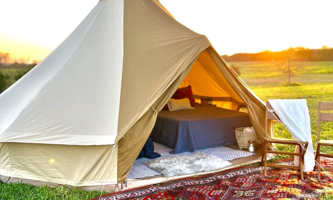 Leon Junction Apartment | [Eclipse Amenities Included]142 Acre Ranch Glamping Tent