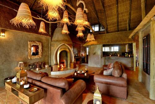 Joe Morolong Cabin | Eco-Lodge Gamagara Africa