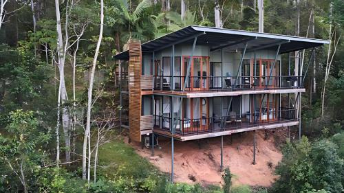 Smiths Creek Ski Chalet | Ecoasis Mami Wata Rainforest Haven