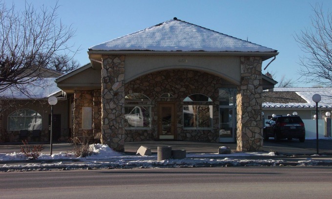 Vernal Hotel | Econo Lodge Inn & Suites Vernal near Dinosaur Monument