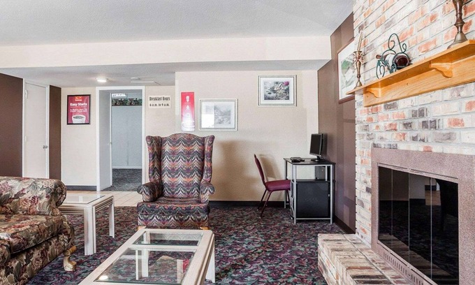 Jefferson City Hotel | Econo Lodge Jefferson City