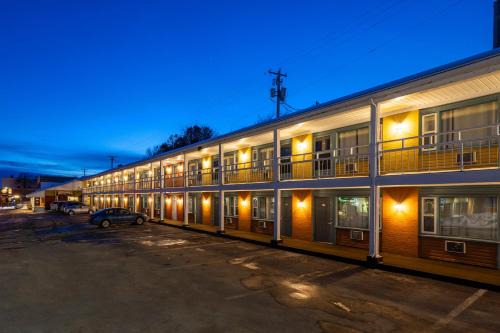 Miramichi Hotel | Econo Lodge Miramichi