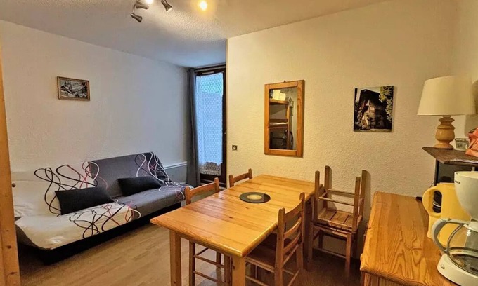 Puy-Saint-Vincent Apartment | ECRINS205 - APARTMENT 4 PERSONen, SEKTOR 1700M MIT BALKONIEN
