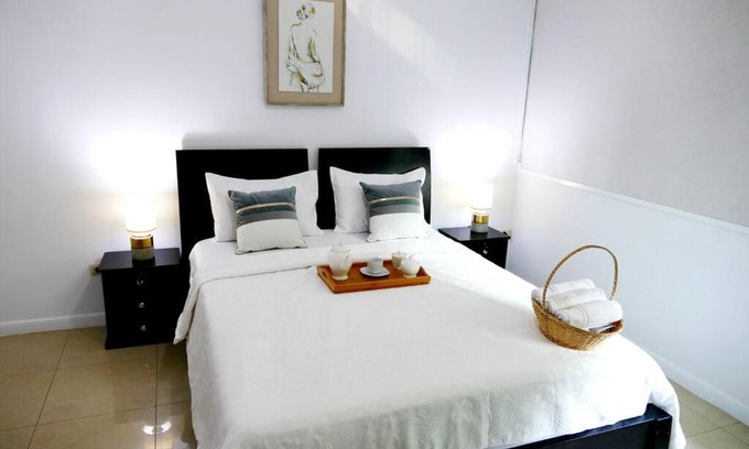 Las Penas Apartment | Ecusuites Puerto Santa Ana - River Junto a Hotel Wyndham