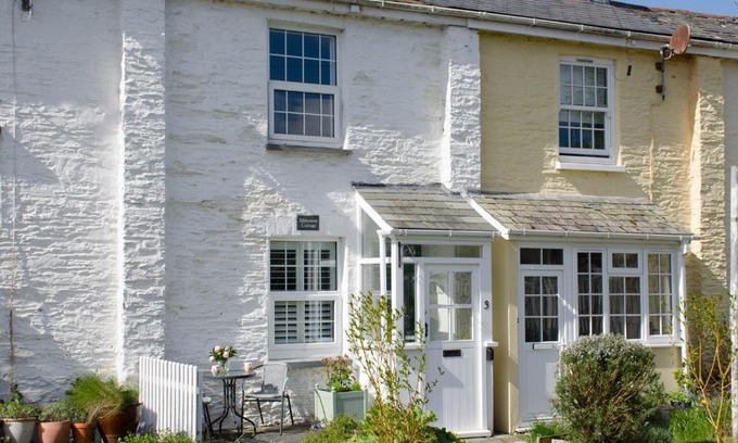 Wadebridge House | Eddystone Cottage