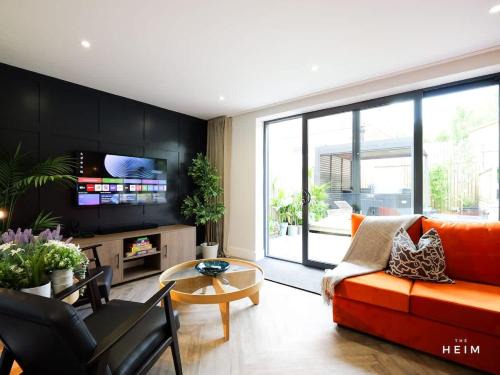 Salford House | Eden at The Heim Residences