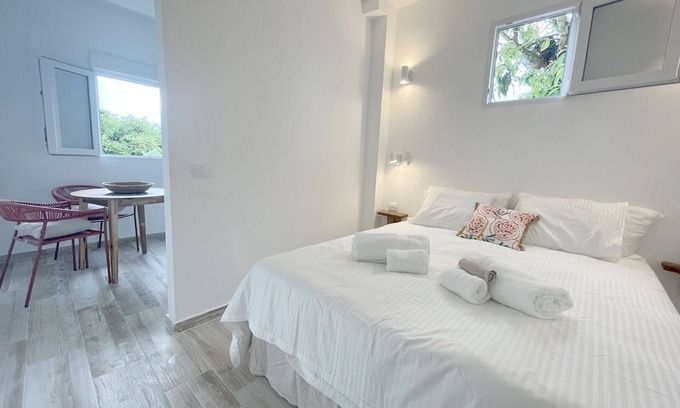Agulo Apartment | Eden Gomera Suites - Estudio con Vistas a las Fincas y al mar