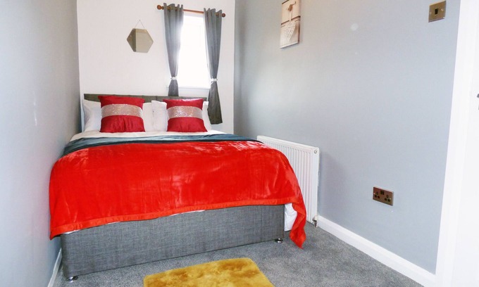 Stoke-on-Trent House | Edensor House