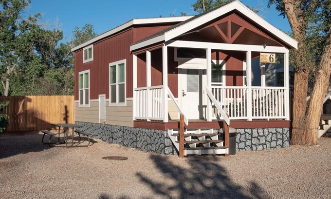 Moab House | Edge of the Desert Castle Valley Cabin #06
