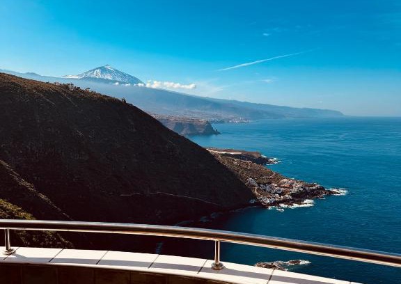 Puntillo del Sol Apartment | El mini balcón mágico