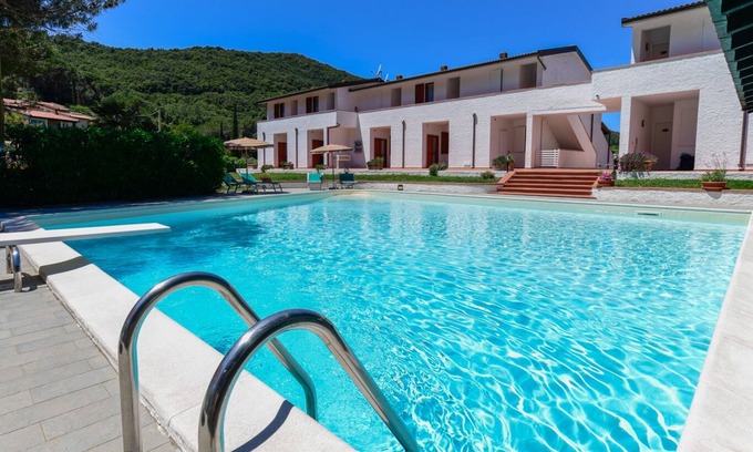 Rio nell'Elba Condo | Elba Island Pool & Tennis Resort