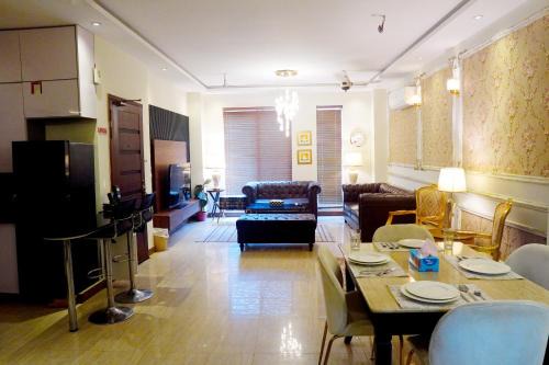 Lahore Apartment | Elegant 2BR Apartment AC, Lift, Parking & Convenient Location