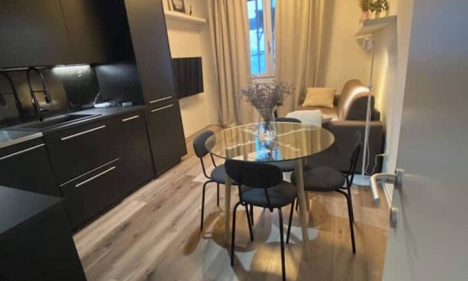 Certosa Apartment | Elegant 80sqm near Sempione